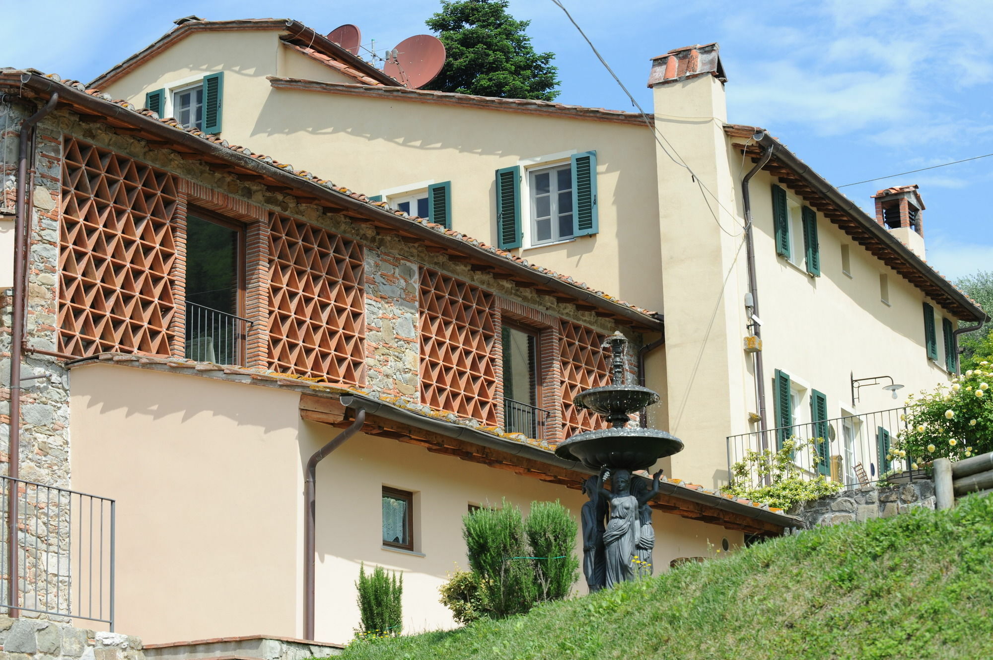 Tenuta San Pietro Luxury Hotel Lucca Eksteriør billede